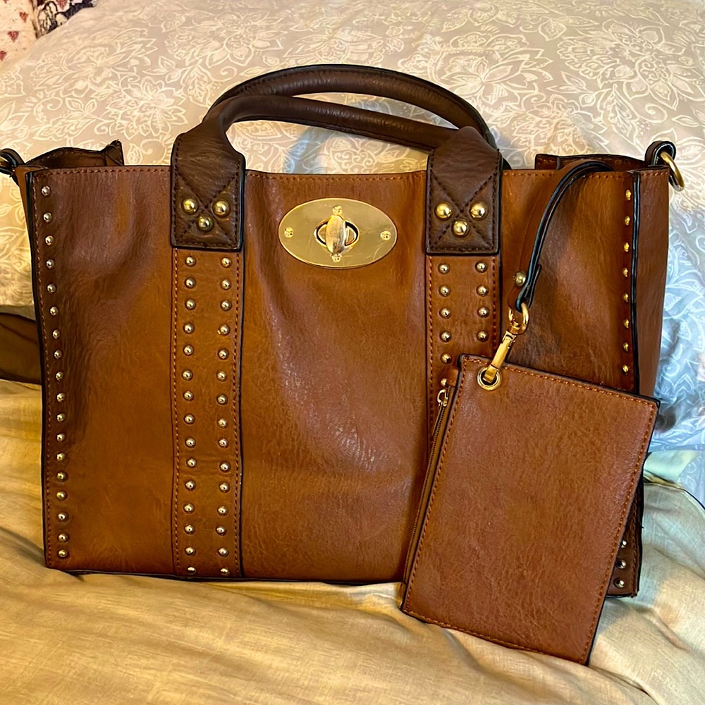 Rustic brown leather purse from CrackerBarrel